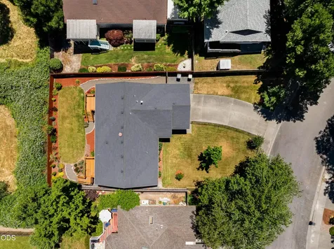2503 NW Lassen Way Grants Pass OR 97526