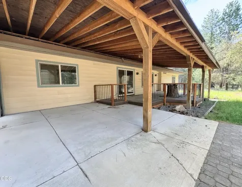 15965 Falcon Lane La Pine OR 97739