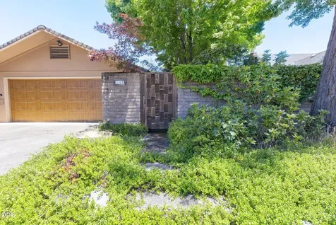 1325 NW Lawnridge Avenue Grants Pass OR 97526