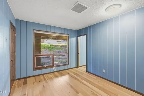 1325 NW Lawnridge Avenue Grants Pass OR 97526