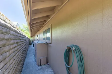 1325 NW Lawnridge Avenue Grants Pass OR 97526