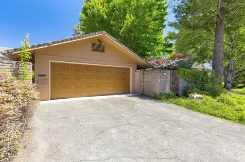 1325 NW Lawnridge Avenue Grants Pass OR 97526