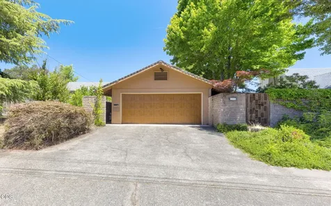 1325 NW Lawnridge Avenue Grants Pass OR 97526
