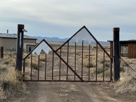 27737 Ford Road Bend OR 97701