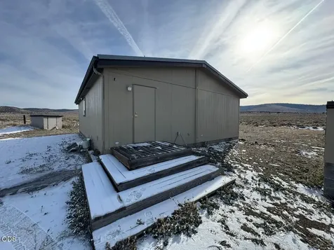 27737 Ford Road Bend OR 97701