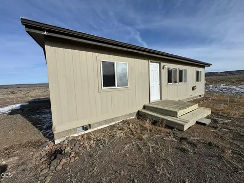 27737 Ford Road Bend OR 97701