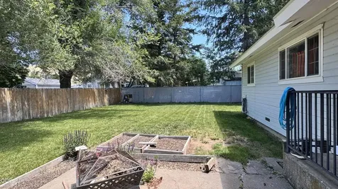 5989 Delaware Avenue Klamath Falls OR 97603