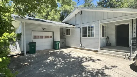 5989 Delaware Avenue Klamath Falls OR 97603