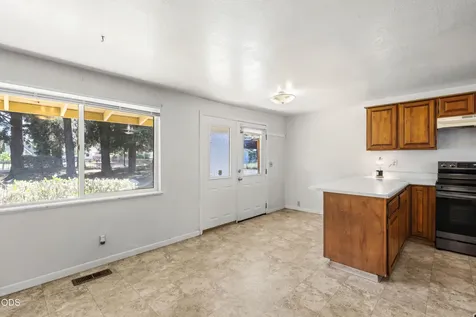 1980 Mccarter Lane Grants Pass OR 97527