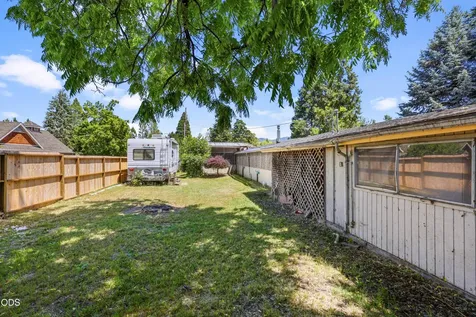1980 Mccarter Lane Grants Pass OR 97527
