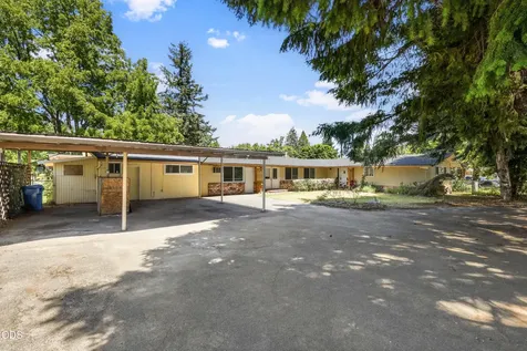 1980 Mccarter Lane Grants Pass OR 97527