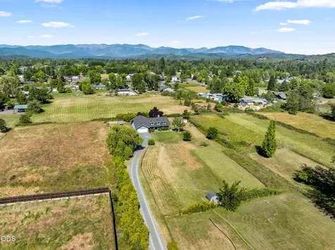 846 Schroeder Lane Grants Pass OR 97527
