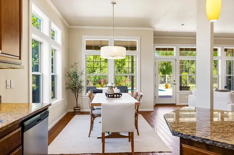 403 Briscoe Place Ashland OR 97520
