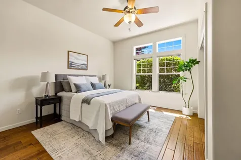 403 Briscoe Place Ashland OR 97520