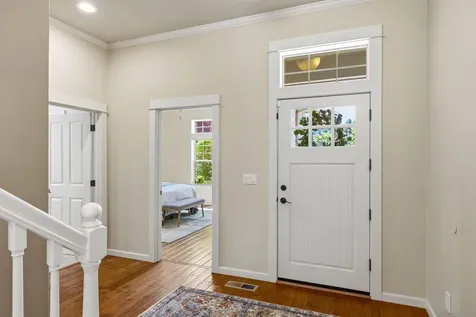 403 Briscoe Place Ashland OR 97520
