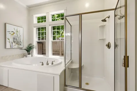 403 Briscoe Place Ashland OR 97520