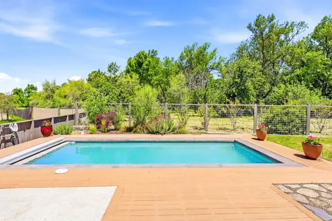 403 Briscoe Place Ashland OR 97520