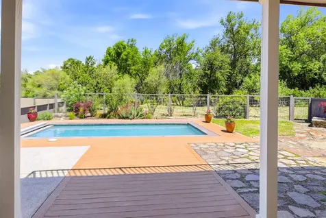 403 Briscoe Place Ashland OR 97520