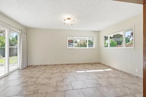 316 Stanley Avenue Medford OR 97504