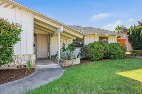 316 Stanley Avenue Medford OR 97504