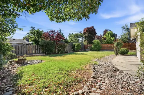 316 Stanley Avenue Medford OR 97504