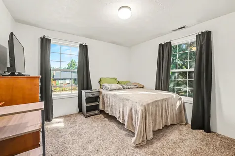 2769 Stonebrook Drive Medford OR 97504