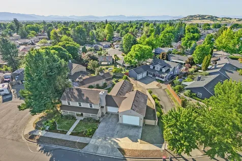 2769 Stonebrook Drive Medford OR 97504