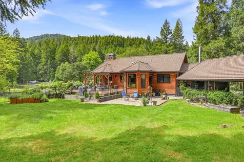 985 Elliott Creek Road Wilderville OR 97543