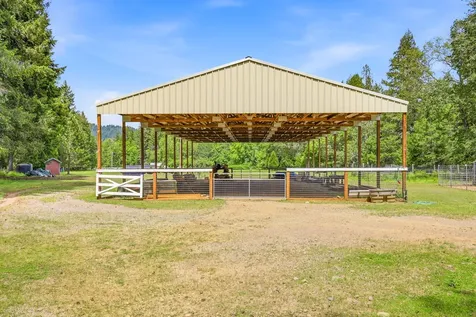 985 Elliott Creek Road Wilderville OR 97543