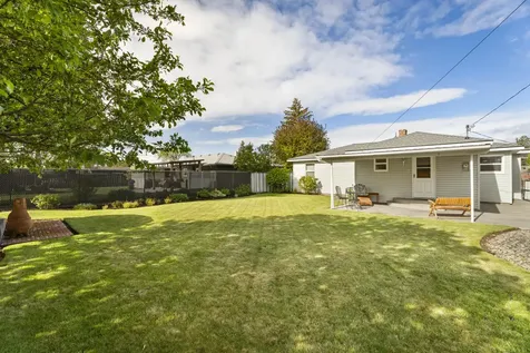 946 SW 13th Street Redmond OR 97756