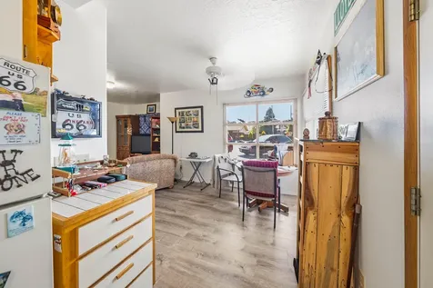 542 Pacific Avenue Brookings OR 97415