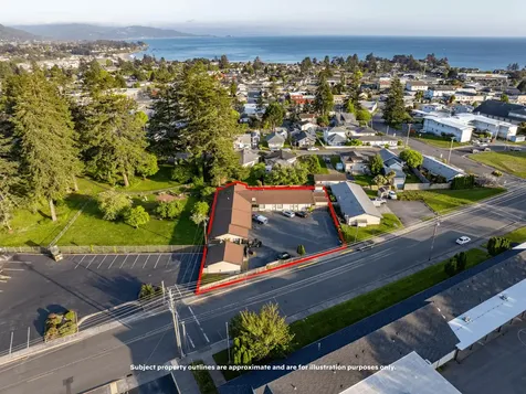 542 Pacific Avenue Brookings OR 97415