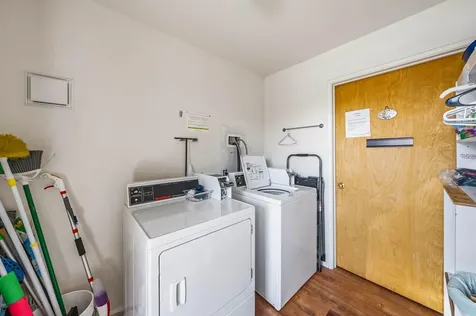 542 Pacific Avenue Brookings OR 97415