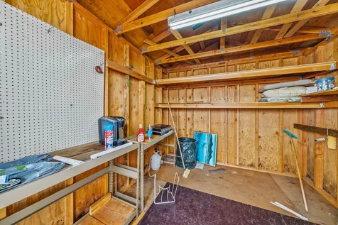 542 Pacific Avenue Brookings OR 97415