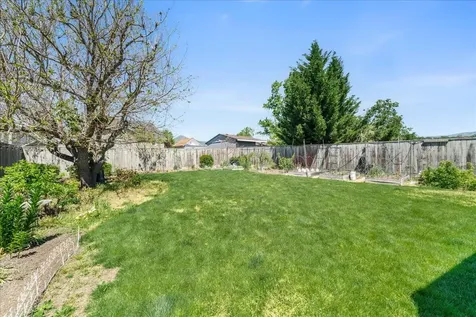 3775 Sidney Way Medford OR 97504