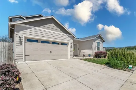 3775 Sidney Way Medford OR 97504