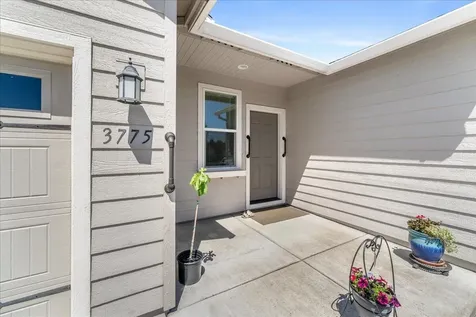 3775 Sidney Way Medford OR 97504