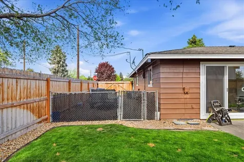 1650 SW 16th Street Redmond OR 97756