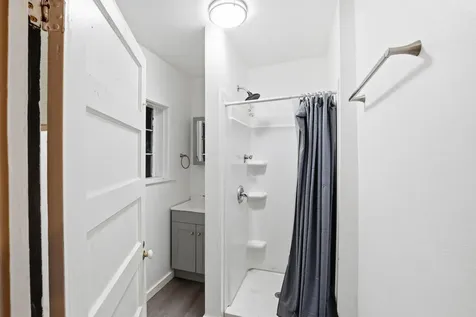 441 Tunnel Road Glendale OR 97442