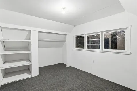 441 Tunnel Road Glendale OR 97442