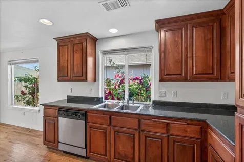 2618 Rabun Way Central Point OR 97502