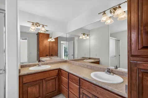 2618 Rabun Way Central Point OR 97502