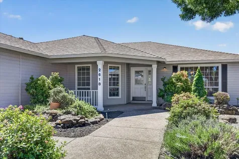 2618 Rabun Way Central Point OR 97502