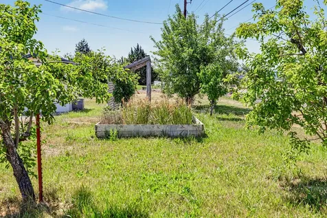 145 Highway 234 Eagle Point OR 97524