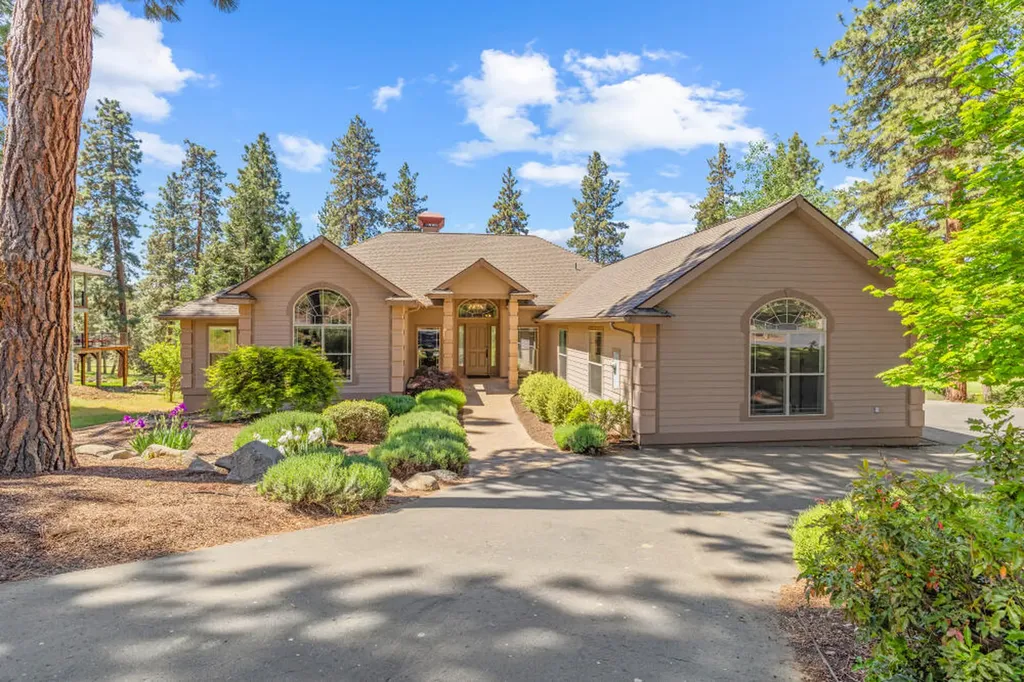 11756 Merganser Road Klamath Falls OR 97601