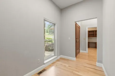 11756 Merganser Road Klamath Falls OR 97601