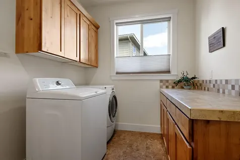 62944 Fresca Street Bend OR 97703