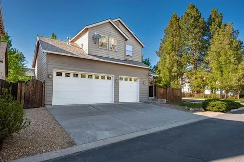 2417 NW Hosmer Lake Drive Bend OR 97703