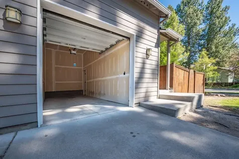 2417 NW Hosmer Lake Drive Bend OR 97703
