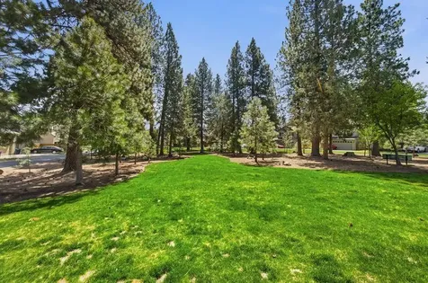 2417 NW Hosmer Lake Drive Bend OR 97703